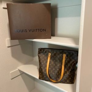 Louis Vuitton Cabas Mezzo